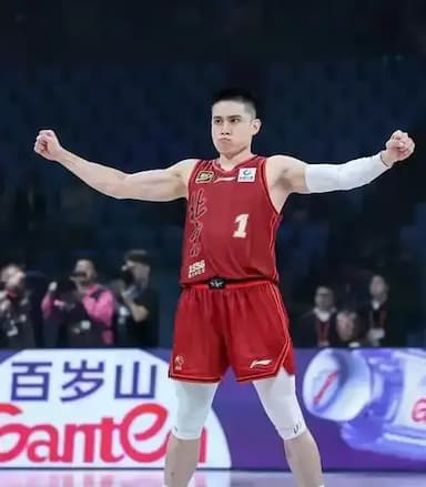陈盈骏被交易？首钢发声，名单公布，妻子发声，曝新疆曾高薪追求_球迷_1_CBA